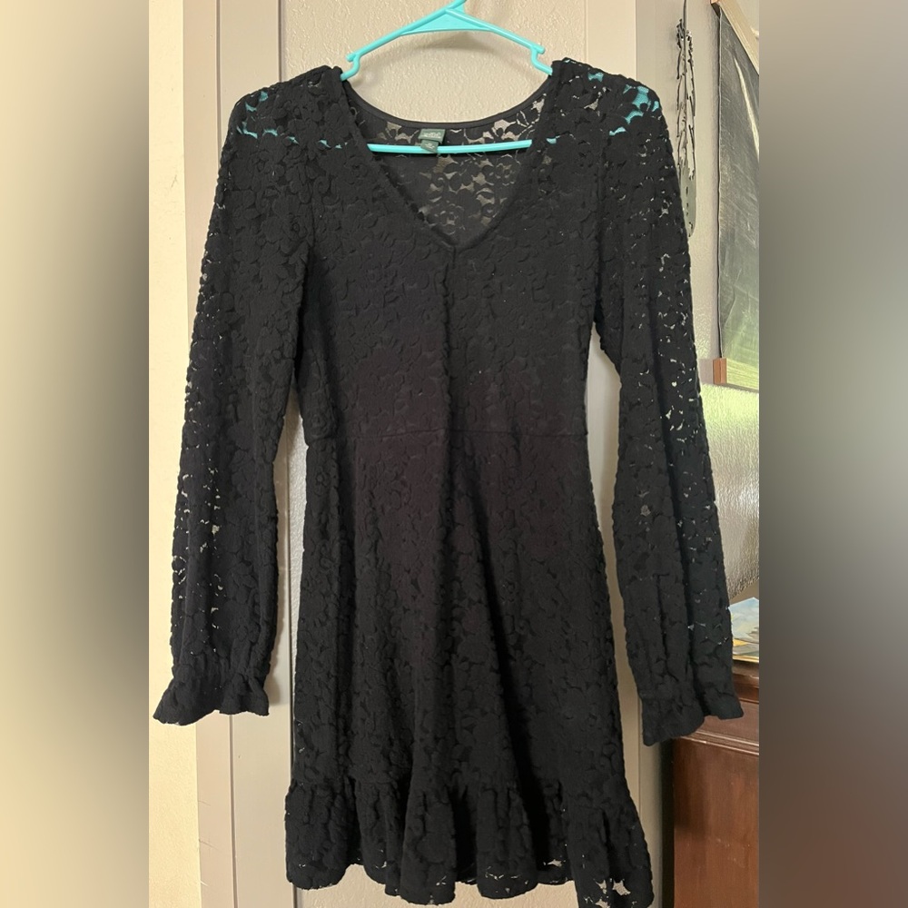 Lace black dress